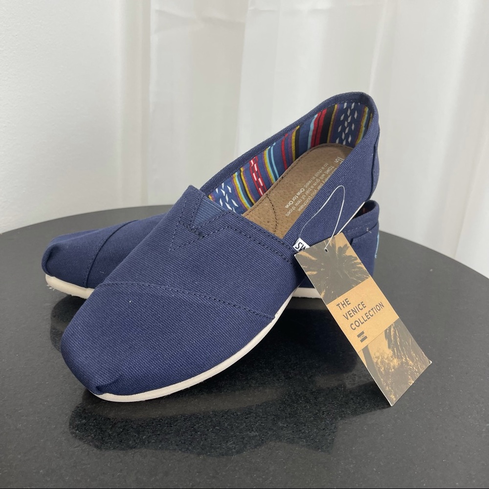 TOMS Classic Navy Canvas Alpargatas Flats Loafers - Picture 7 of 15